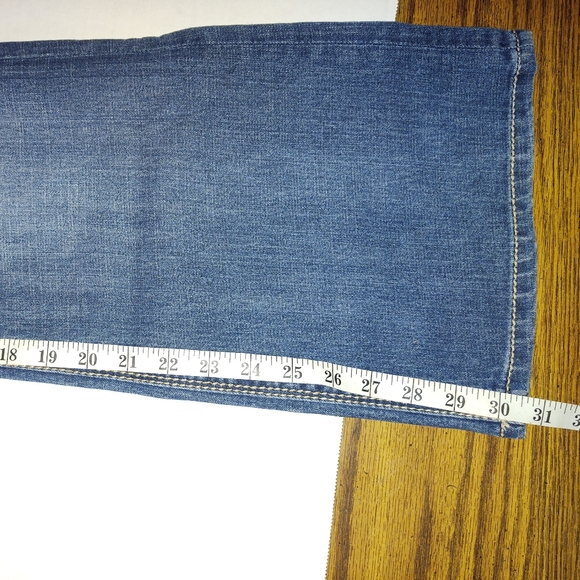 Woman's size 14 bootcut Seven7 Jean's - Picture 3 of 6